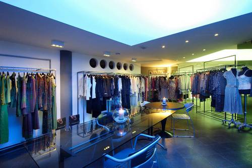 show room lazzara fashion